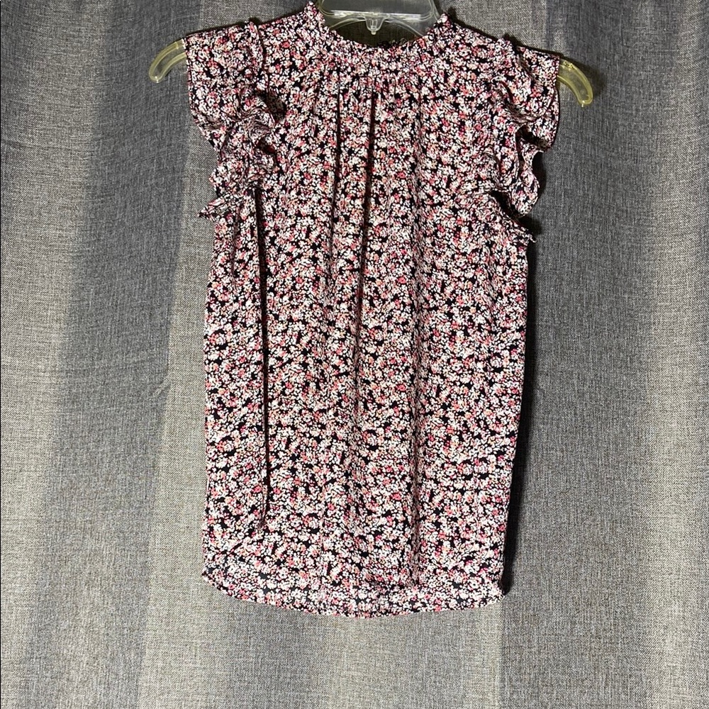 LOFT floral Ruffled Sleeveless Blouse